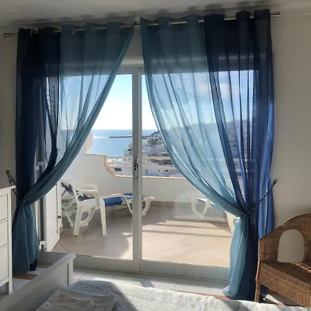 Beachfront 2 Bedroom Apartment