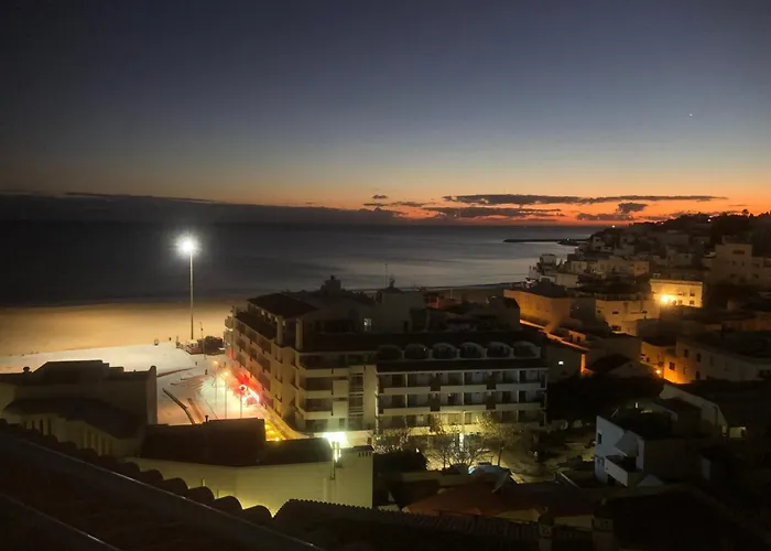 Beachfront 2 Bedroom * 阿尔布费拉