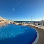 Διαμέρισμα Beachfront 2 Bedroom *