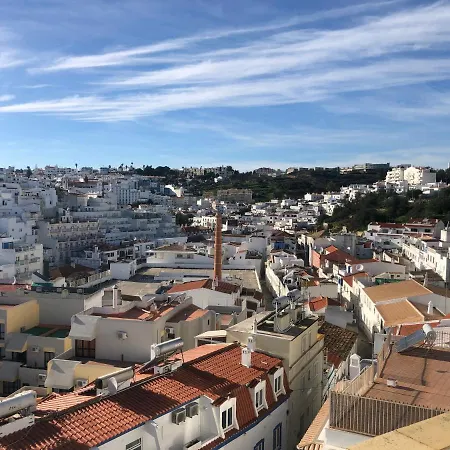 Beachfront 2 Bedroom Albufeira