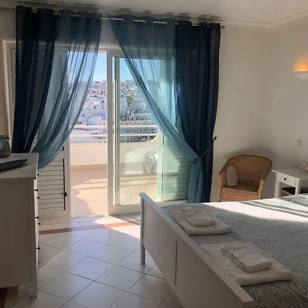 Daire Beachfront 2 Bedroom *