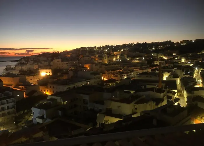 דירה Beachfront 2 Bedroom