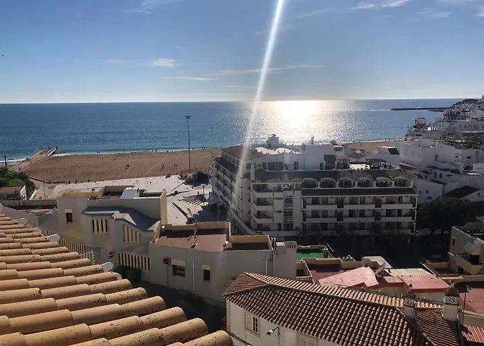 דירה Beachfront 2 Bedroom