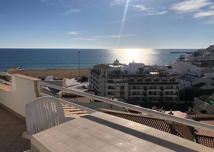 Beachfront 2 Bedroom *