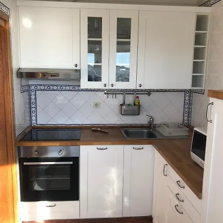 Beachfront 2 Bedroom 알부페이라