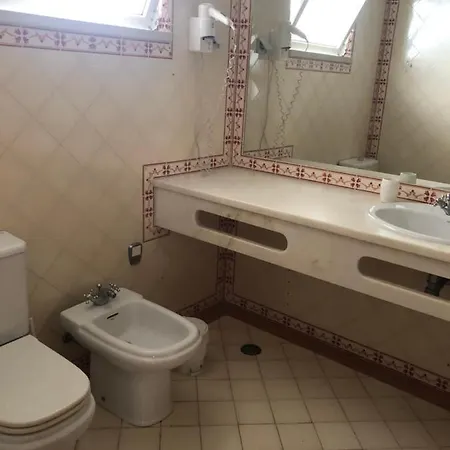 Beachfront 2 Bedroom 아파트 *