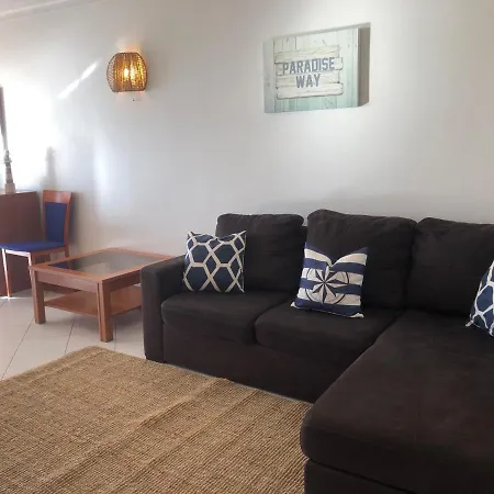 아파트 Beachfront 2 Bedroom *